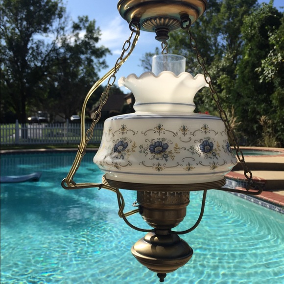 Vintage 73’s Quoizel Abigail Adam Blue Chandelier - Picture 3 of 5